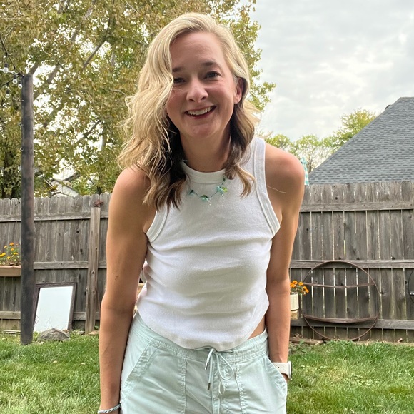 Meet your Posher, Charla - Picture 2 of 2